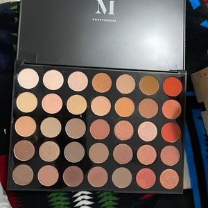 morphe 350 makeup pallet